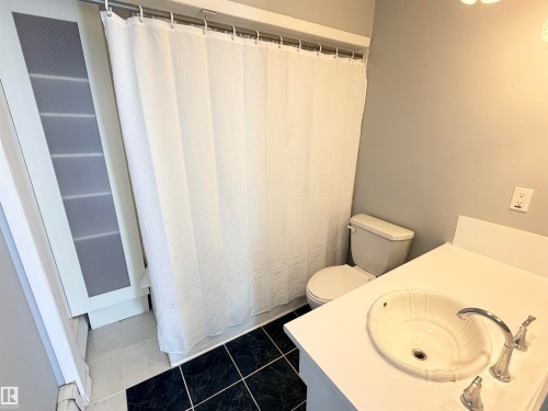 10248 109 Avenue, Westlock, AB - Indoor Photo Showing Bathroom