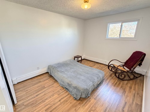 10248 109 Avenue, Westlock, AB - Indoor Photo Showing Bedroom