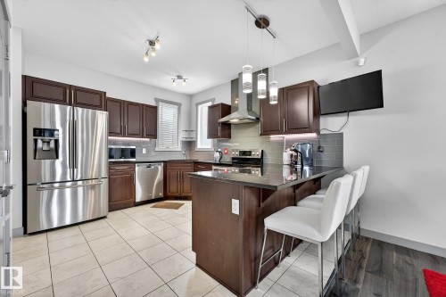 22652 97 Avenue, Edmonton, AB - Indoor Photo Showing Kitchen With Stainless Steel Kitchen