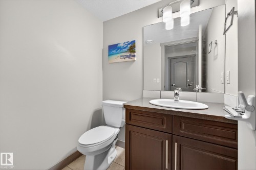22652 97 Avenue, Edmonton, AB - Indoor Photo Showing Bathroom
