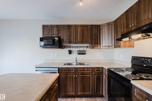 1666 Melrose Place, Edmonton, AB 