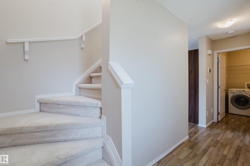 1666 Melrose Place, Edmonton, AB 