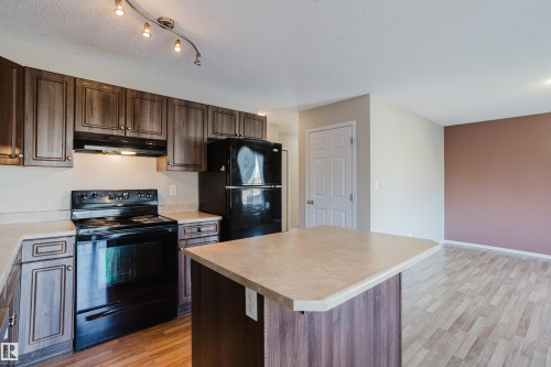 1666 Melrose Place, Edmonton, AB 