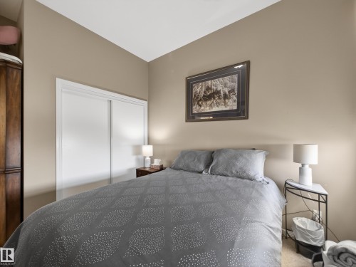 516 9507 101 Avenue, Edmonton, AB - Indoor Photo Showing Bedroom