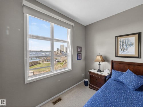 516 9507 101 Avenue, Edmonton, AB - Indoor Photo Showing Bedroom