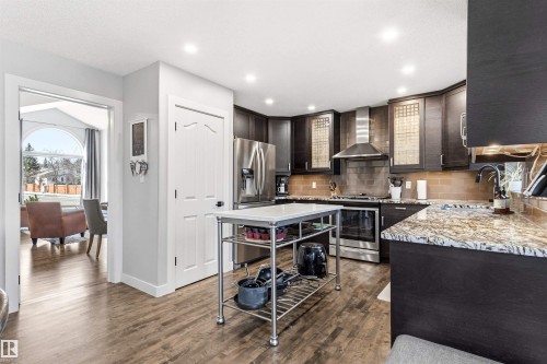 200 Ferguson Place, Edmonton, AB - Indoor Photo Showing Kitchen With Upgraded Kitchen