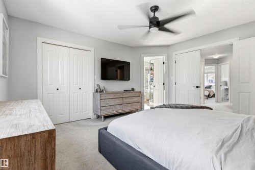 200 Ferguson Place, Edmonton, AB - Indoor Photo Showing Bedroom