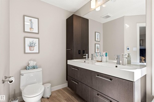 200 Ferguson Place, Edmonton, AB - Indoor Photo Showing Bathroom