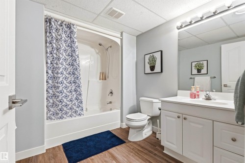 200 Ferguson Place, Edmonton, AB - Indoor Photo Showing Bathroom