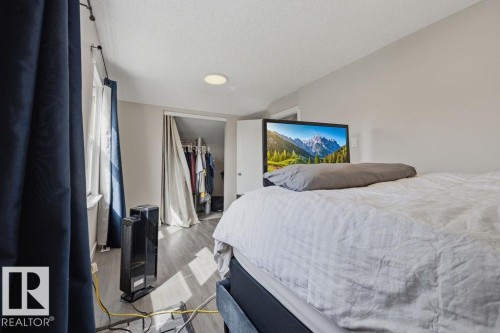 12210 95A Street, Edmonton, AB - Indoor Photo Showing Bedroom