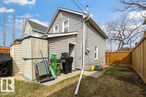 12210 95A Street, Edmonton, AB - Outdoor
