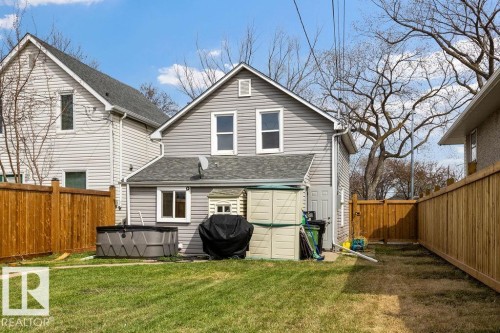 12210 95A Street, Edmonton, AB - Outdoor