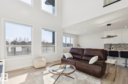 9751 223 Street, Edmonton, AB - Indoor Photo Showing Living Room