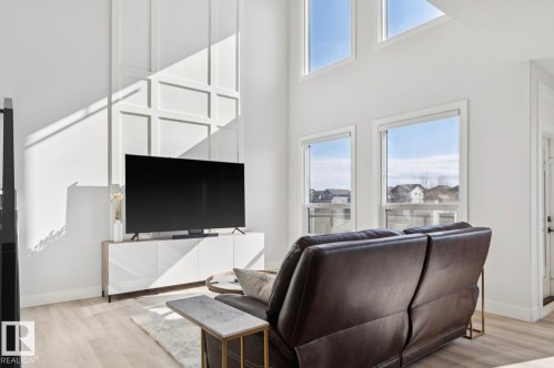 9751 223 Street, Edmonton, AB - Indoor