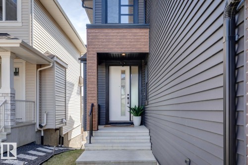 9751 223 Street, Edmonton, AB - Outdoor
