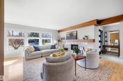 9124 141 Street  Edmonton, AB T5R 0L4