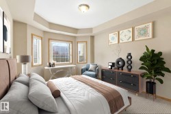 Recessed tray ceiling with central flush-mount light fixture - 