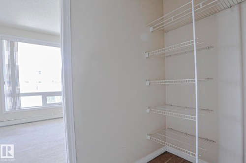 902 10504 99 Avenue, Edmonton, AB - Indoor With Storage