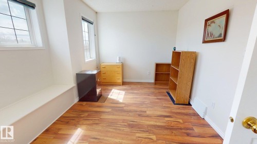 548 Wiseman Lane, Edmonton, AB - Indoor Photo Showing Other Room