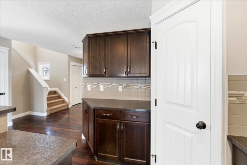 552 178A Street, Edmonton, AB - Indoor