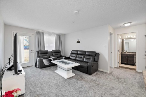 1128 330 Clareview Station Drive, Edmonton, AB - Indoor Photo Showing Living Room