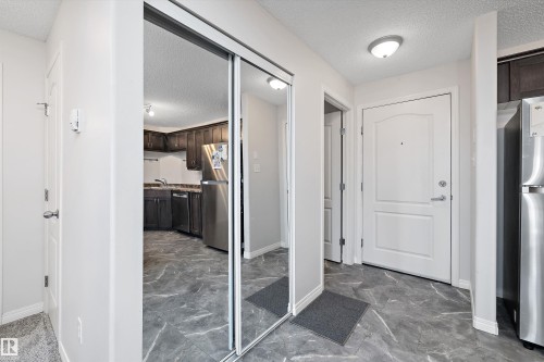 1128 330 Clareview Station Drive, Edmonton, AB - Indoor Photo Showing Other Room