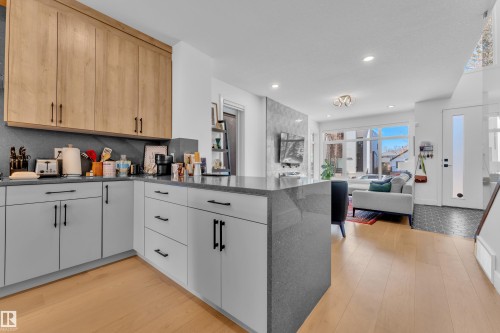 10227 146 Street, Edmonton, AB - Indoor Photo Showing Kitchen