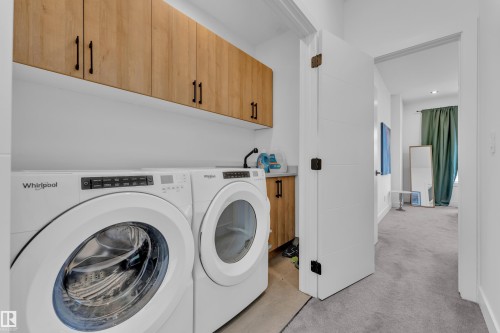 10227 146 Street, Edmonton, AB - Indoor Photo Showing Laundry Room