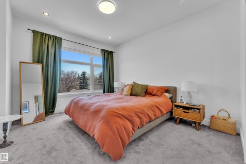 10227 146 Street, Edmonton, AB - Indoor Photo Showing Bedroom