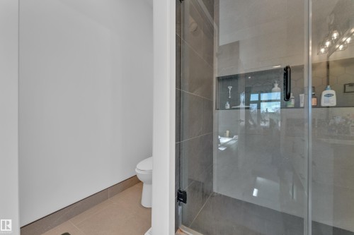 10227 146 Street, Edmonton, AB - Indoor Photo Showing Bathroom