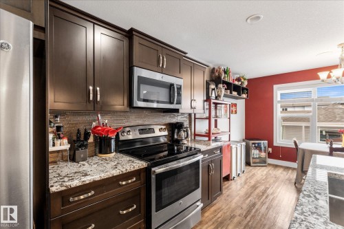 4126 6A Street, Edmonton, AB - Indoor Photo Showing Kitchen With Stainless Steel Kitchen