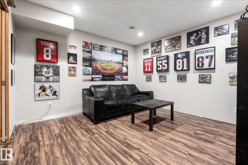 4126 6A Street, Edmonton, AB - Indoor