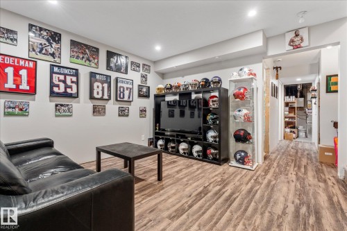 4126 6A Street, Edmonton, AB - Indoor Photo Showing Other Room