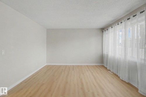 14315 58 Street, Edmonton, AB 