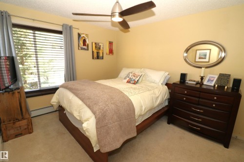 202 340 Windermere Road, Edmonton, AB - Indoor Photo Showing Bedroom