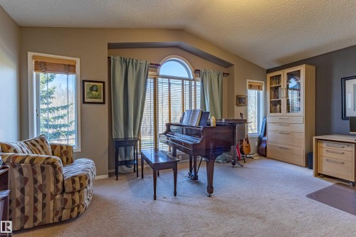 1438 Potter Greens Drive, Edmonton, AB - Indoor