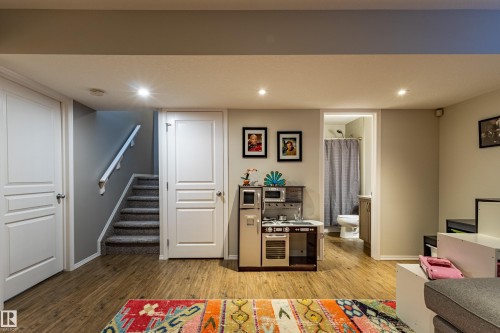 1438 Potter Greens Drive, Edmonton, AB - Indoor