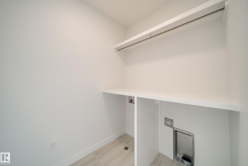 73 Chartres Close, St. Albert, AB - Indoor With Storage
