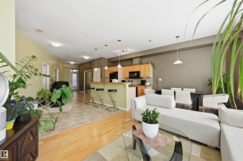 248 4827 104A Street, Edmonton, AB - Indoor
