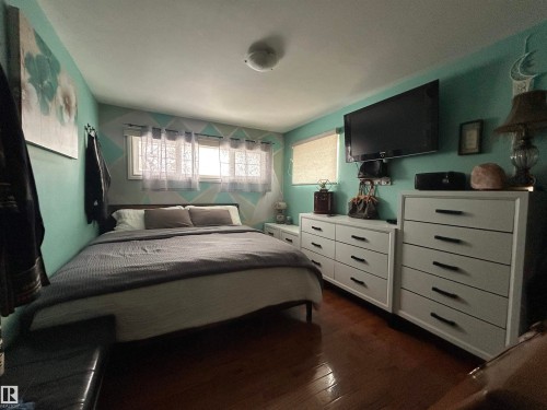 8603 149 Street, Edmonton, AB - Indoor Photo Showing Bedroom