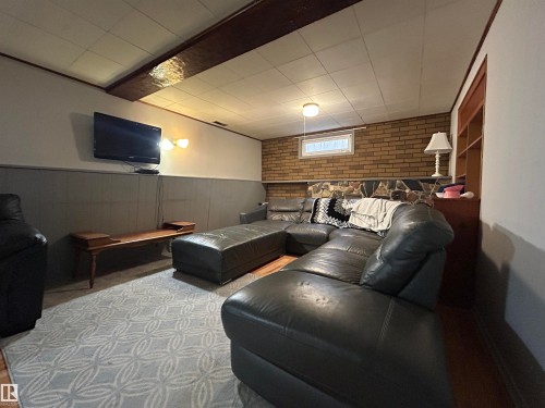 8603 149 Street, Edmonton, AB - Indoor