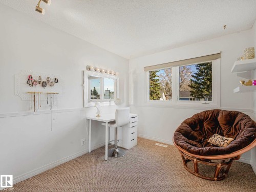 6011 37 Avenue, Edmonton, AB - Indoor