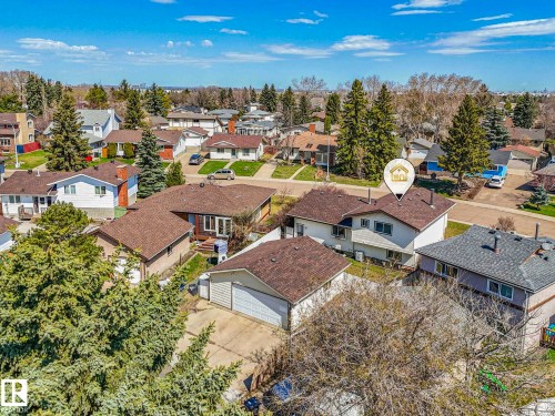 6011 37 Avenue, Edmonton, AB - Outdoor With View
