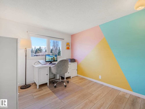 6011 37 Avenue, Edmonton, AB - Indoor