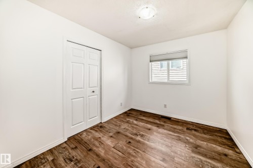 54 Royal Elm Road Nw, Calgary, AB - Indoor Photo Showing Other Room