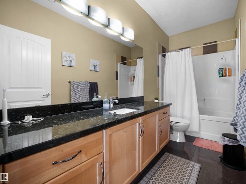 1015 61 Street, Edmonton, AB - Indoor Photo Showing Bathroom