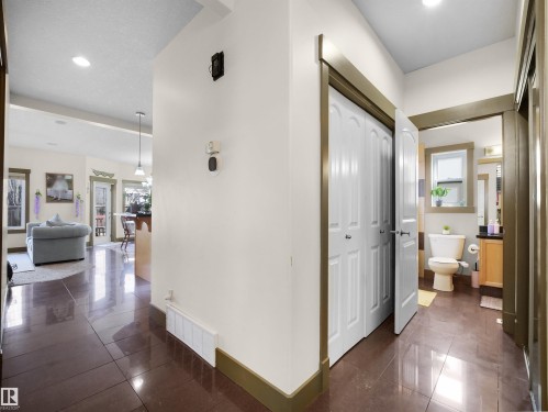 1015 61 Street, Edmonton, AB - Indoor Photo Showing Other Room