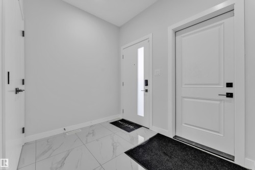 3607 41 Ave, Beaumont, AB - Indoor Photo Showing Other Room