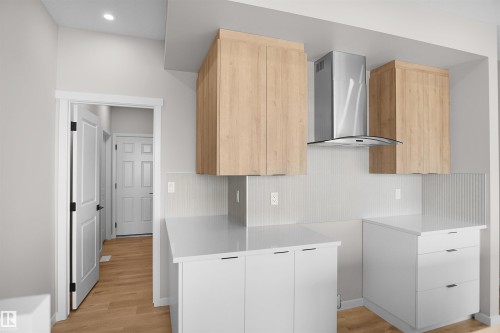 7103 50A Avenue, Beaumont, AB - Indoor Photo Showing Kitchen