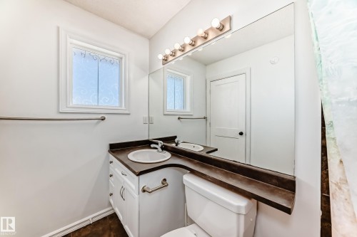 115 Keystone Lane, Leduc, AB - Indoor Photo Showing Bathroom